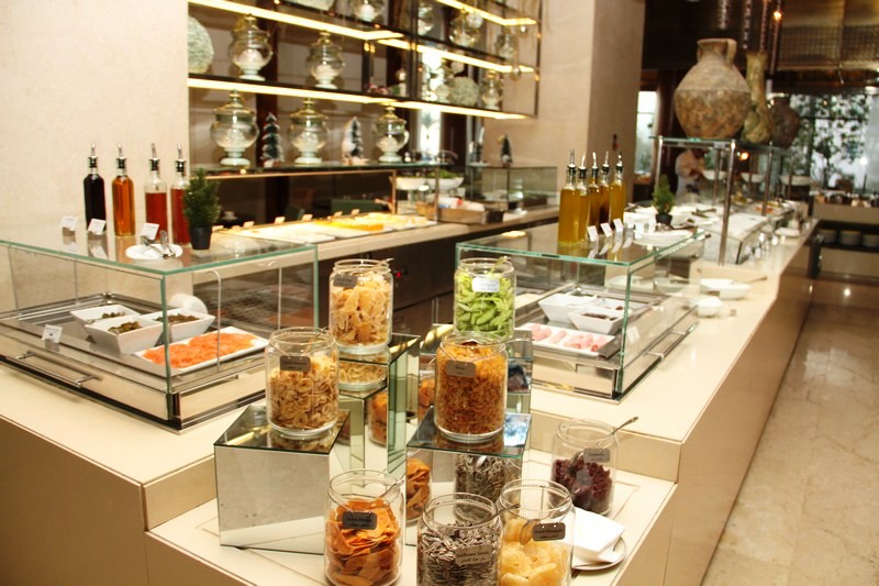 Breakfast at Mosaic